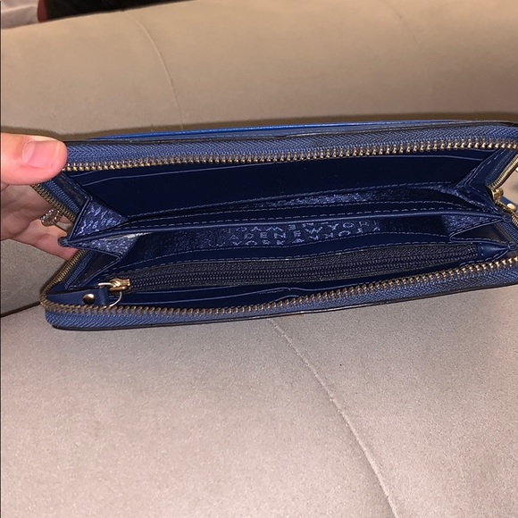 Kate Spade Wallet - Picture 4 of 6